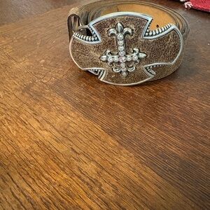 Justin Boots Brown Belt with Silver Cross Design